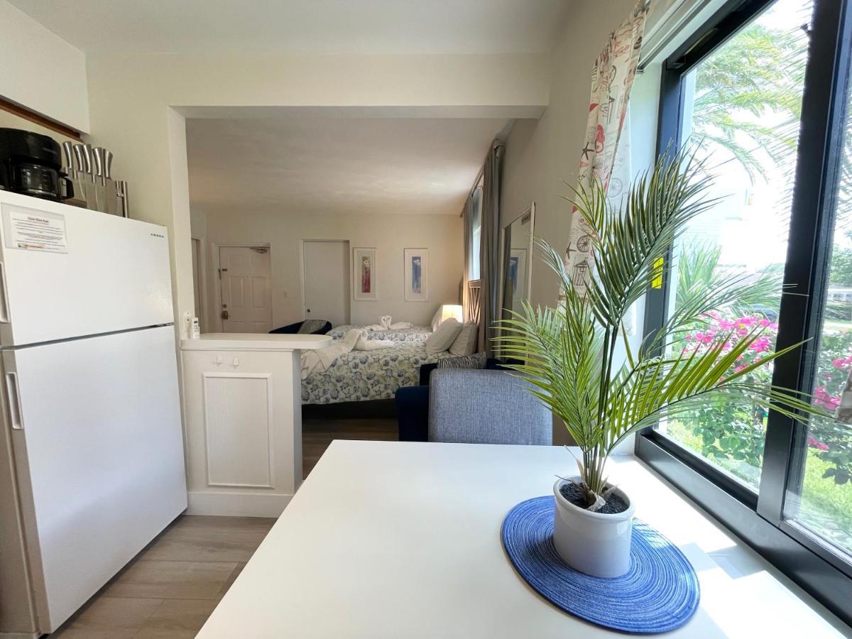 Tropic Isle Motel 2*